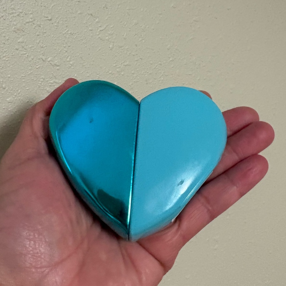Heart-Shaped Moisturizer - Picture 11 of 13